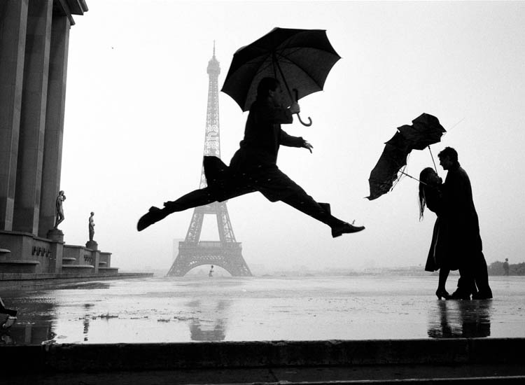 Elliott Erwitt, Parigi (1989), Francia (© Elliot Erwitt/Magnum Photos).